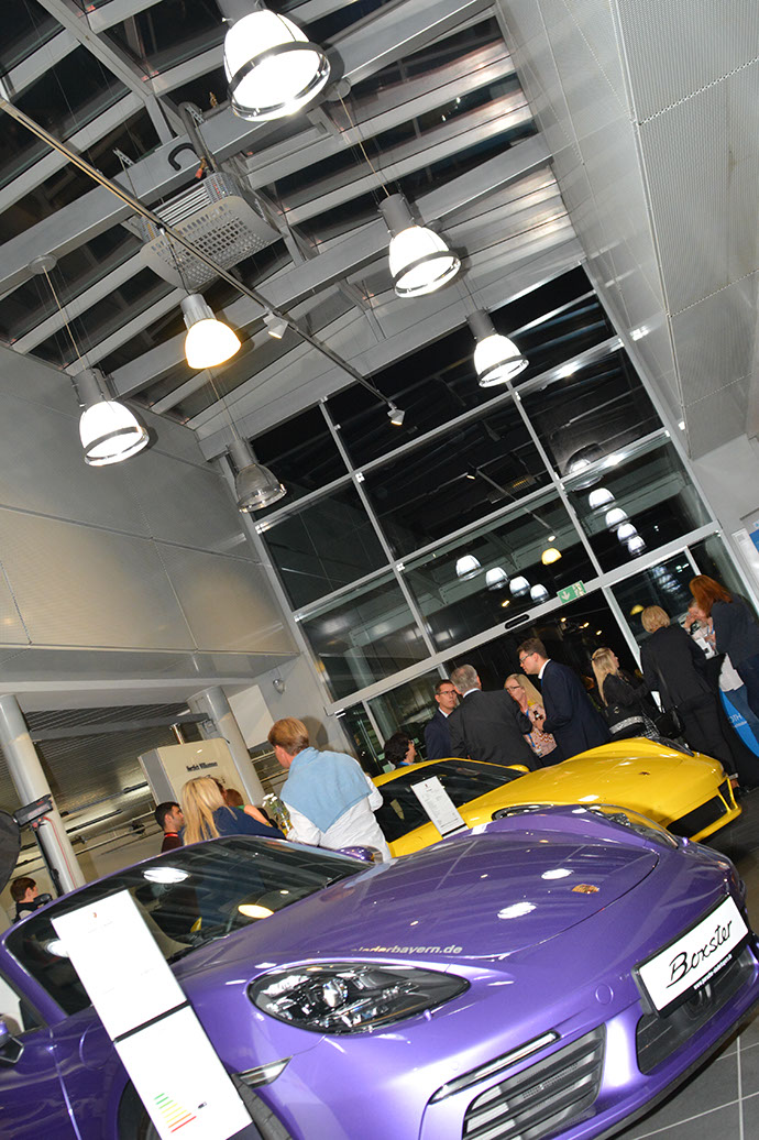 %_tempFileNameGernoth_Porsche-Event_130%