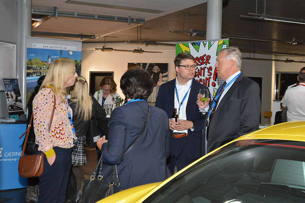 %_tempFileNameGernoth_Porsche-Event_226%