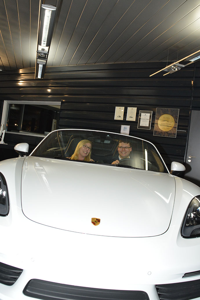 %_tempFileNameGernoth_Porsche-Event_Gruppe_59%